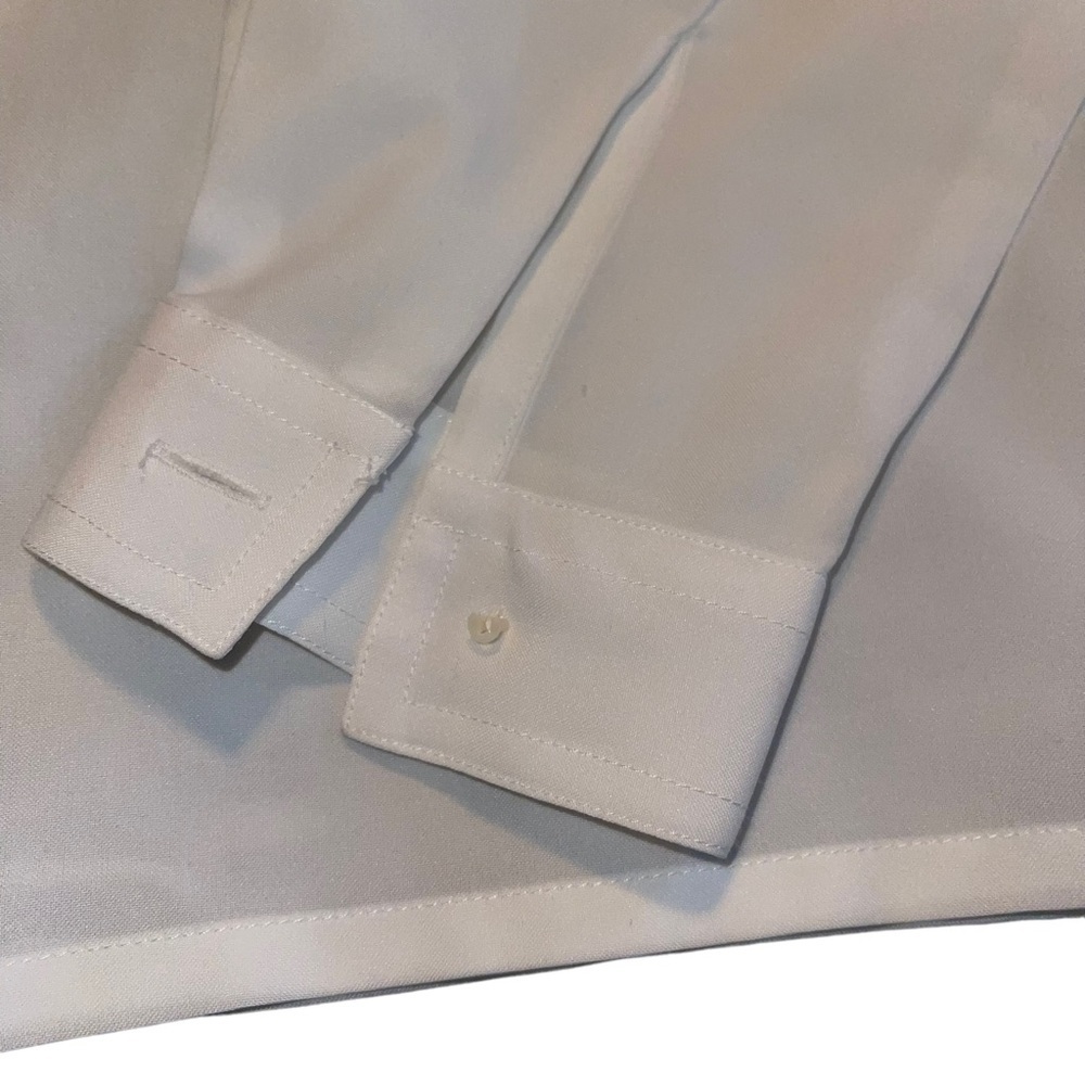 NWOT Classic White Women's Blouse - Picture 3 of 6